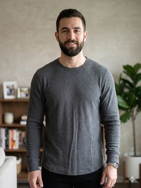 GAP Men's Long Sleeve Crewneck Shirt - Charcoal Gray Medium